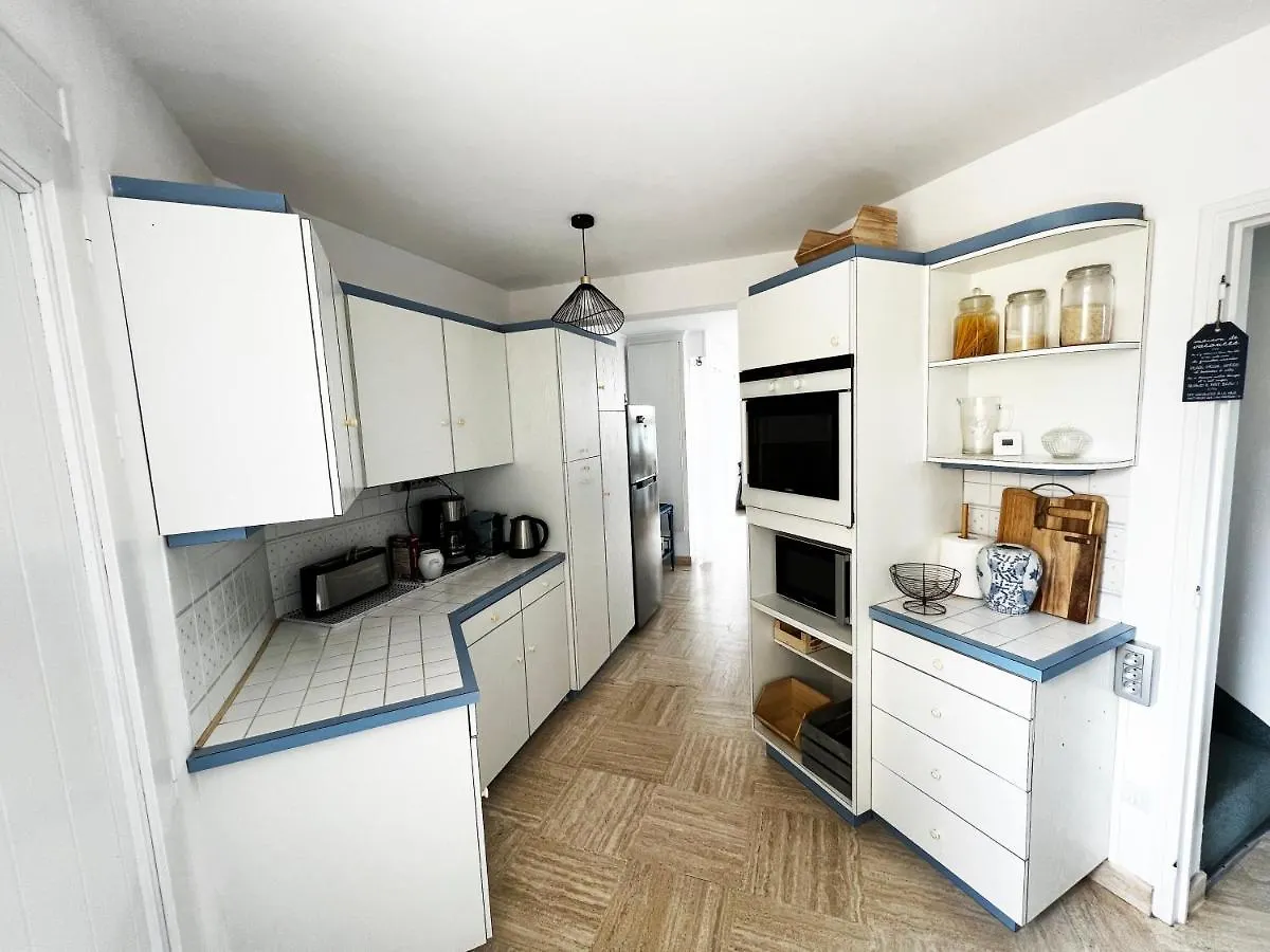 Holiday home Villa Simone Vue Mer 2Min A Pied De La Plage Saint-Lunaire