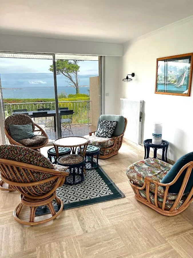 Holiday home Villa Simone Vue Mer 2Min A Pied De La Plage Saint-Lunaire
